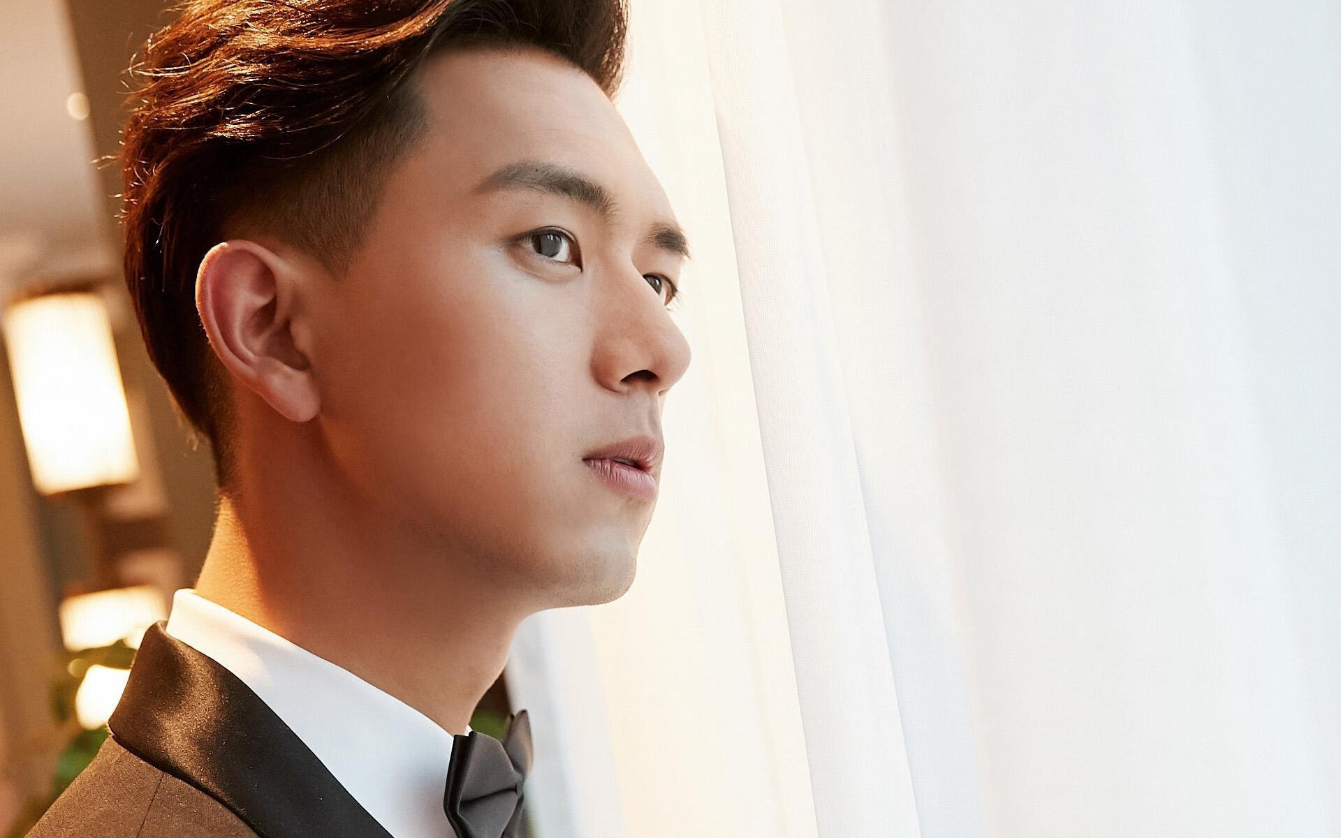 【策略调整】从领先到落后，运动员如何在比赛中灵活变化战术？