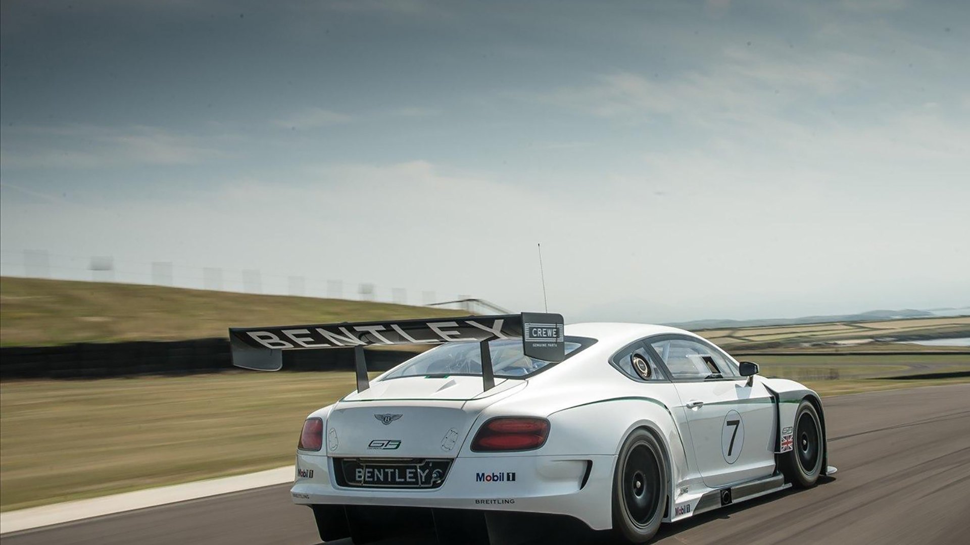 【签名商品抽奖】粉丝参与赢取明星签名球，签名生成器明星