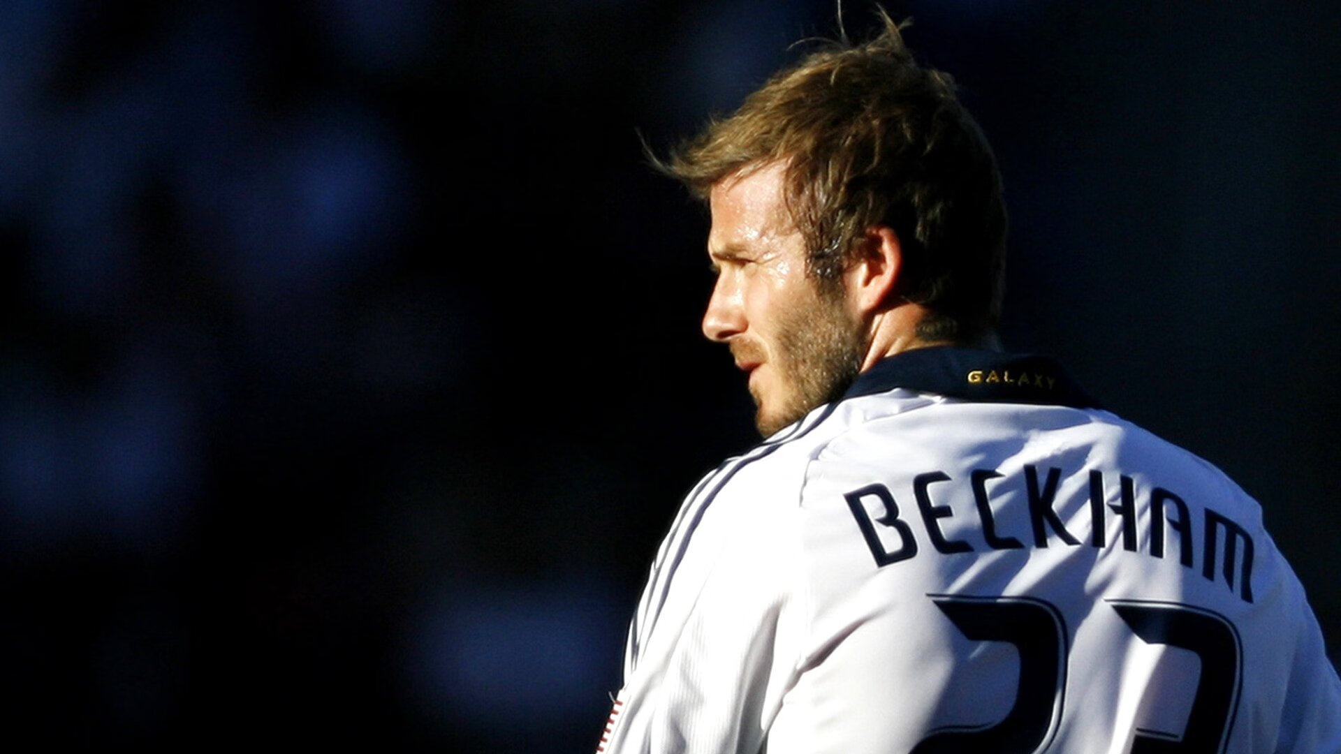 一线明星助阵公益足球赛，推动全民体育精神，体育明星公益活动