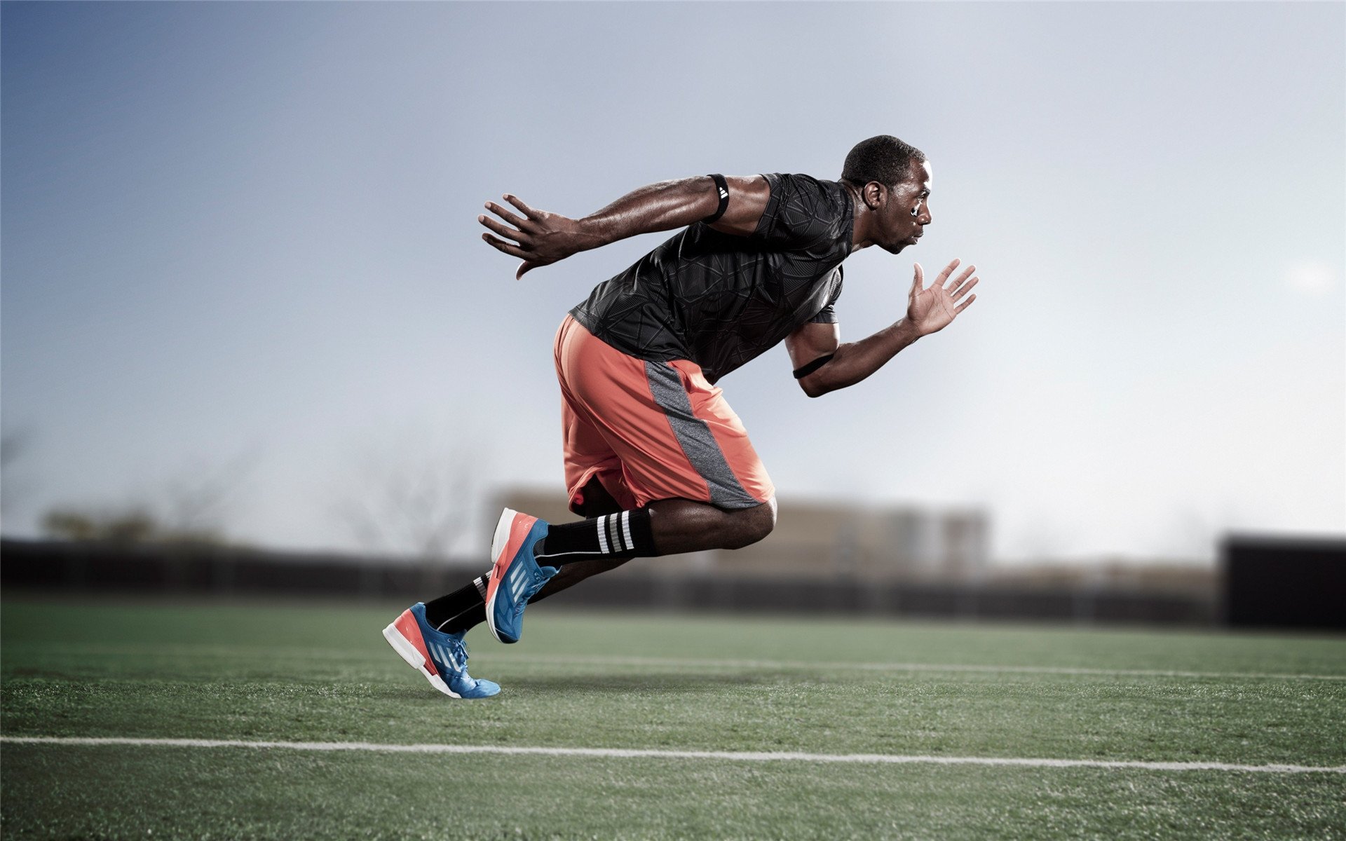 恩多比·恩乔：他以精准的踢球带领南非队反击对手，恩多罗是哪个国家的城市