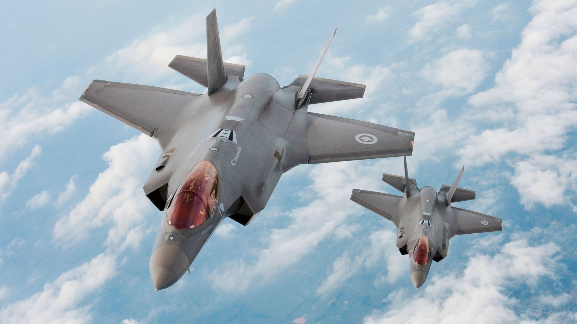 九游游戏中心官网-_高空拱桥跳：刺激感官的极限运动_，拱桥一般多高