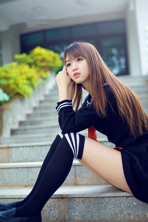 “中国女足在国际比赛中不断突破，名次不断提升”，中国女足出线渺茫