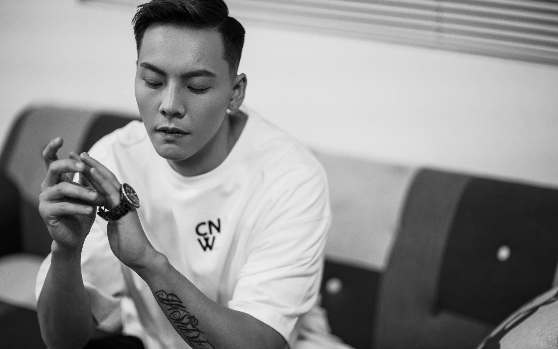 九游娱乐(jiuyou)官网-【战术揭秘】奥沙利文：如何利用变招迷惑对手？，奥沙利文厉害